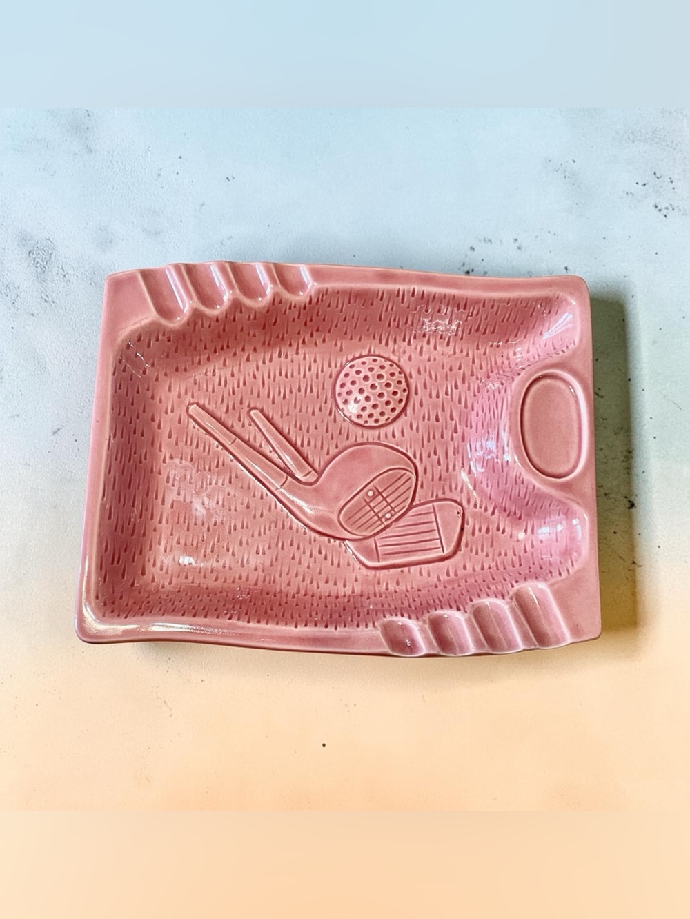 Vintage golf themed ash tray, ceramic, made in Japan, 1960’s/1970’s